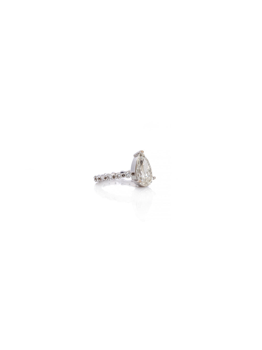 18K White Gold Pear Diamond Solitaire Ring