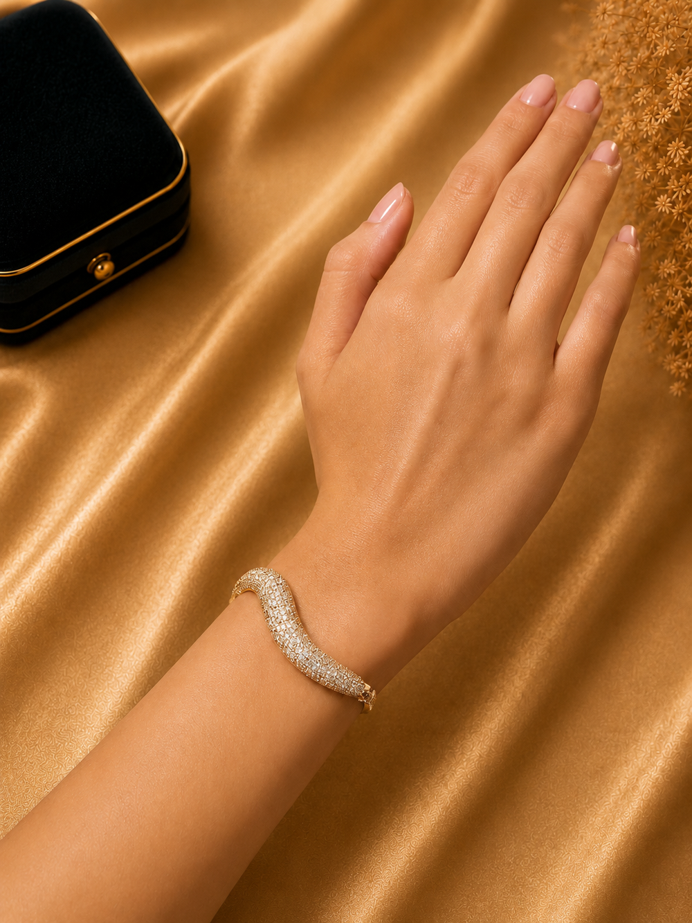 Solara Pavé Fancy Champagne Diamond Bracelet in 18K Yellow Gold