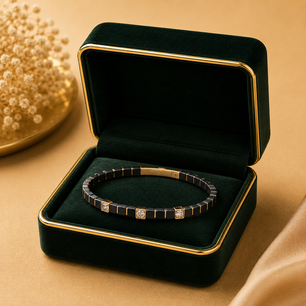 Noir Élise Diamond Tennis Bracelet in 14K Gold