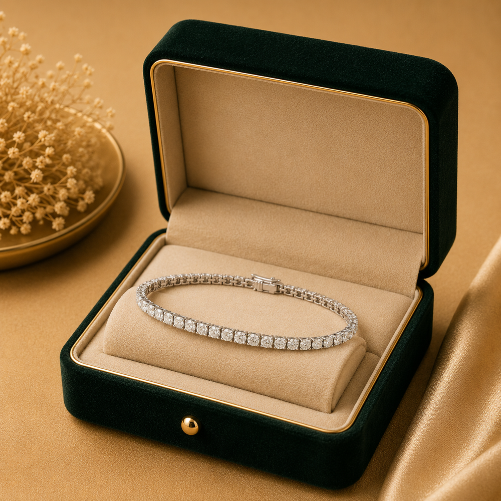 Éclat Royale Diamond Tennis Bracelet in 18K White Gold