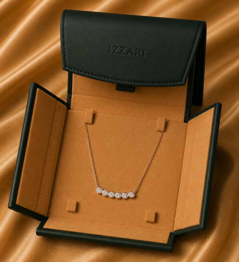 Tiara Round Diamond Pendant Necklace in 18K Gold