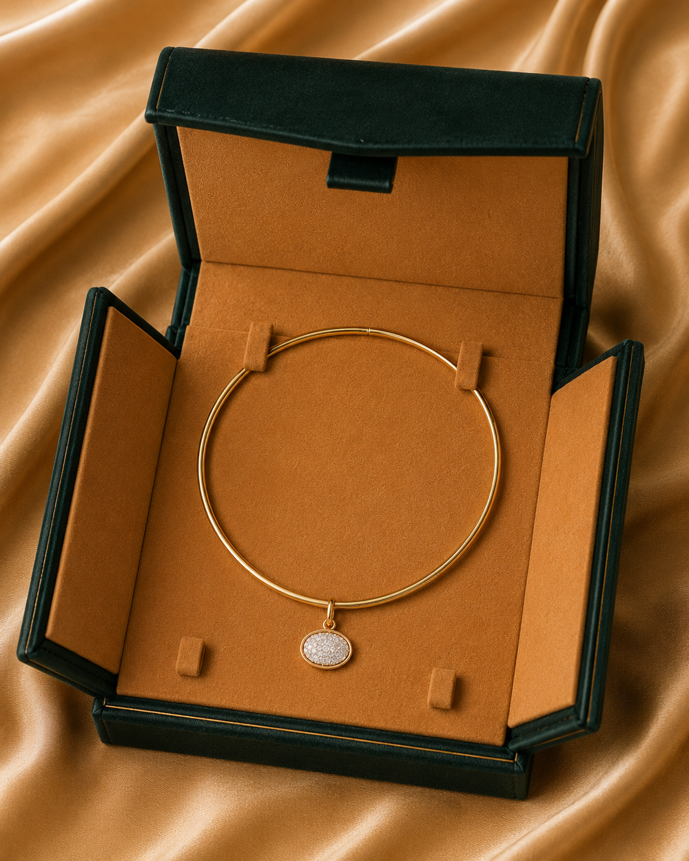 Celestia Oval Diamond Pendant Necklace in 18K Gold | Luxury Fine Jewellery