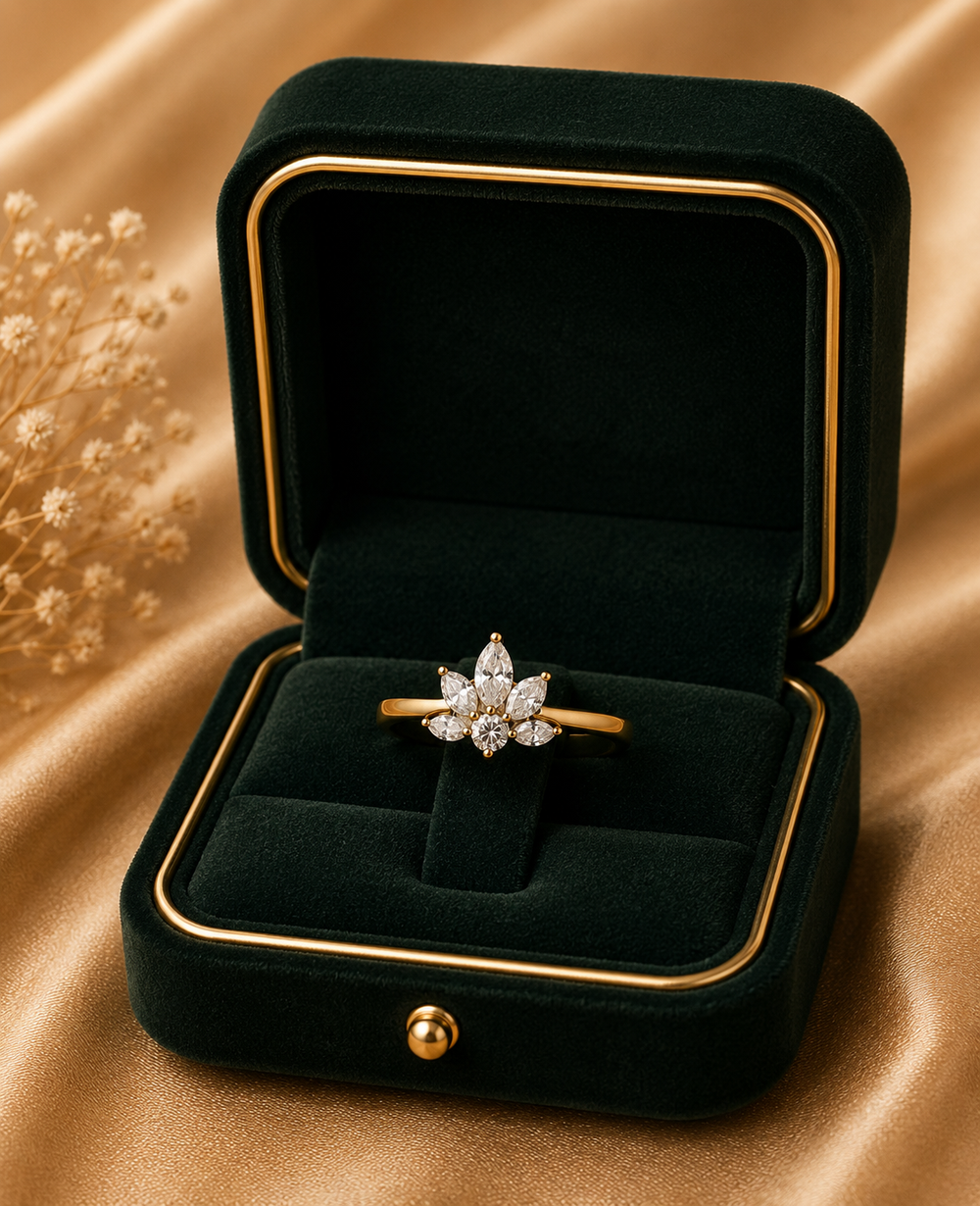 18K Yellow Gold Floral Diamond Ring
