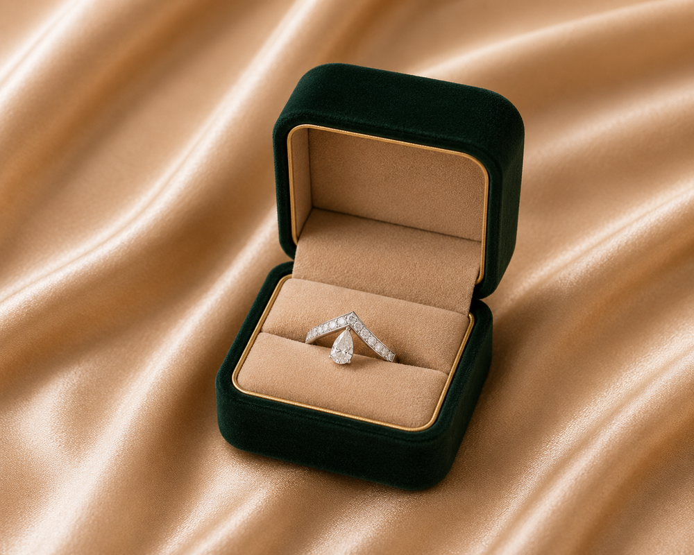 Celeste V Crown Diamond Ring