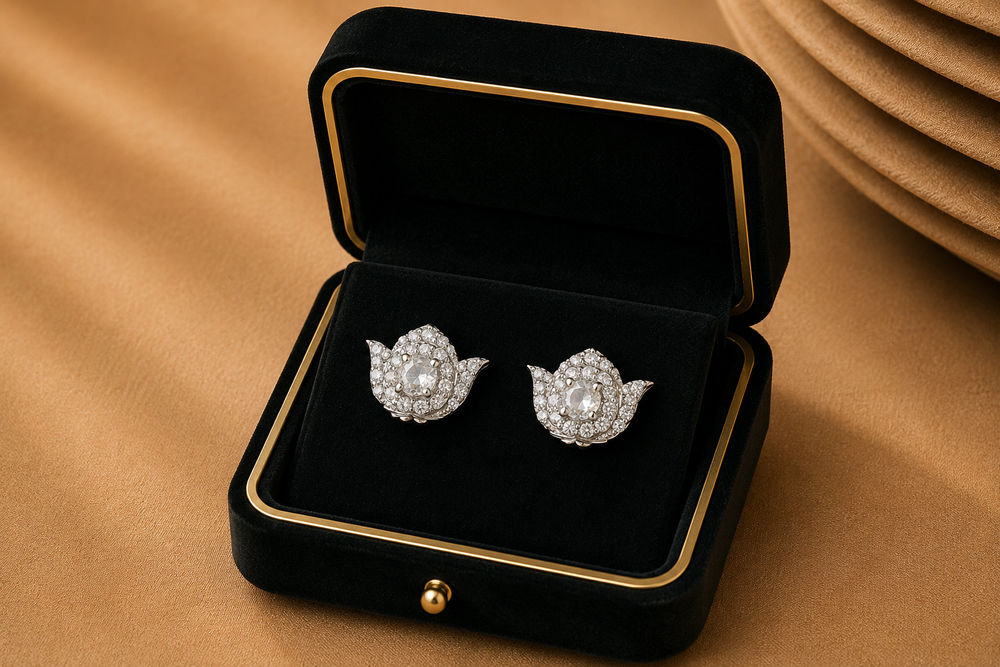 Izzari Fleur Diamond Cluster Stud Earrings