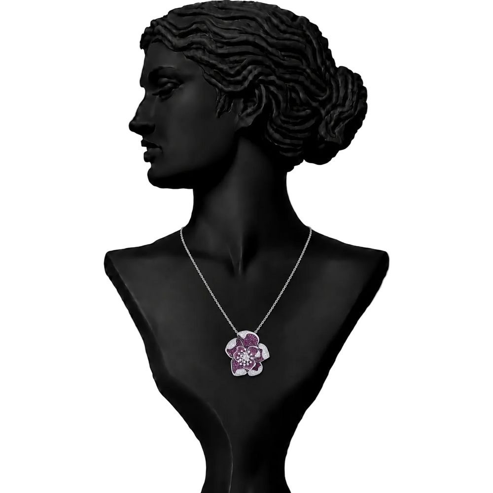Eternal Rose Diamond Pendant Necklace in 18K Gold