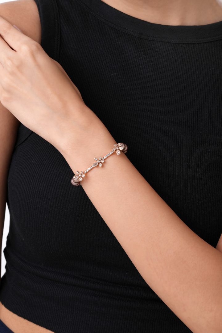 Jasmine Charm Bracelet - Pearl