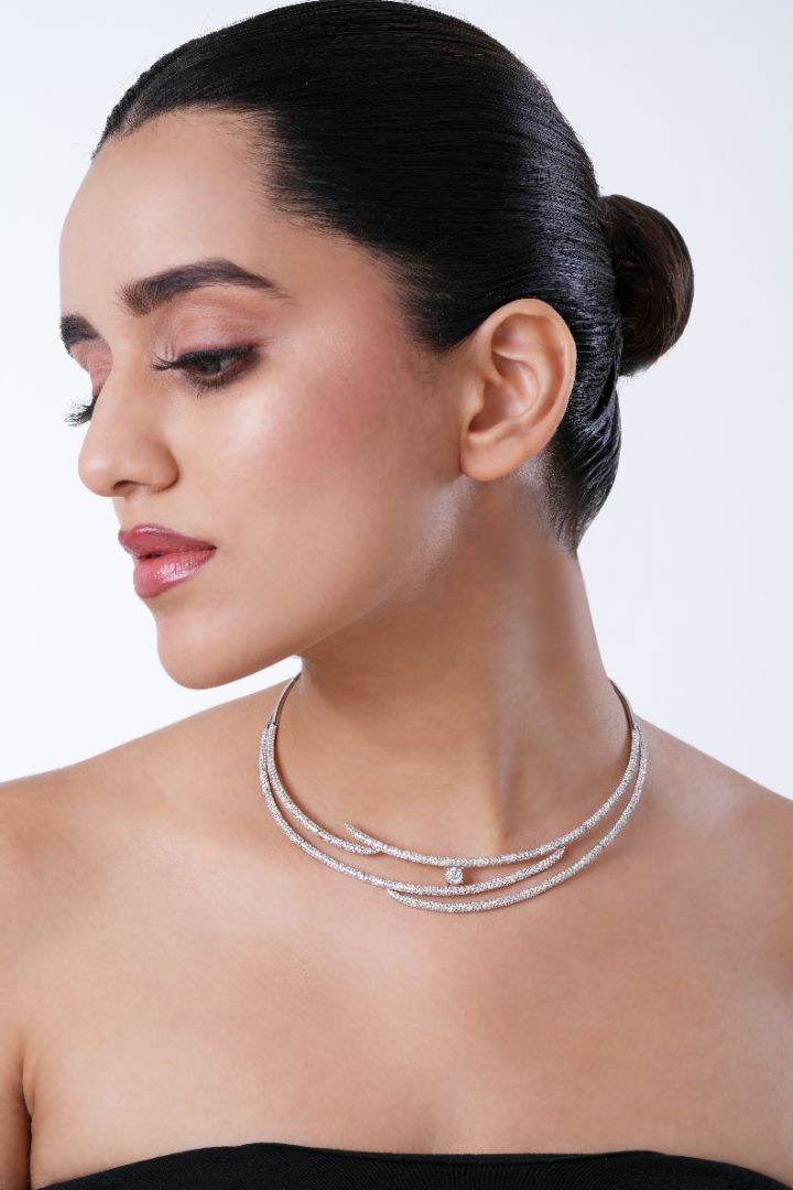 Asterica Waves Necklace