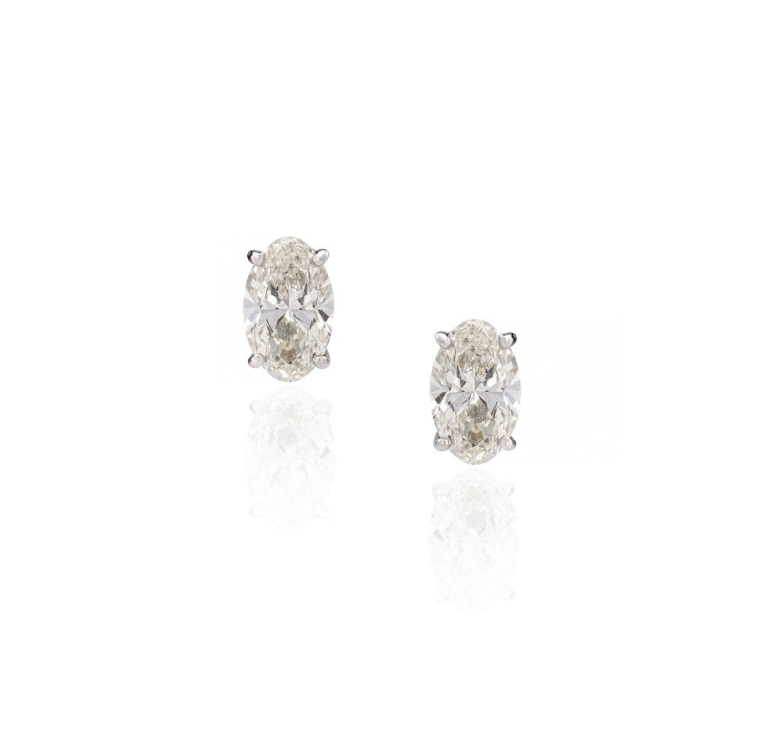 18K White Gold Diamond Cluster Stud Earrings
