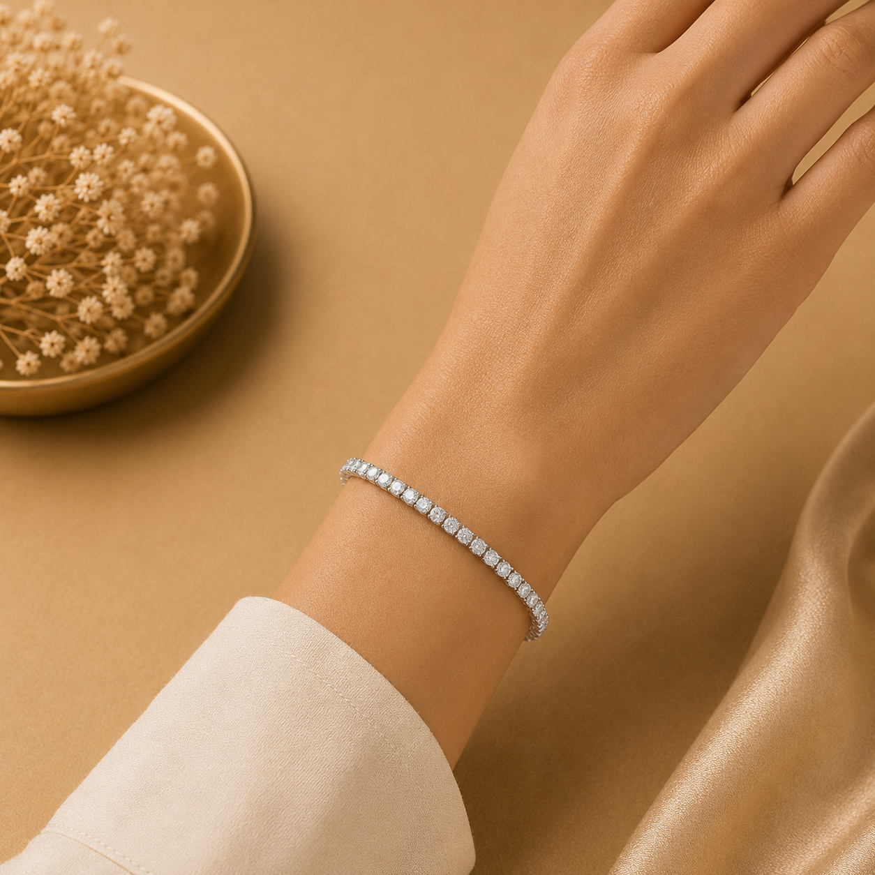 Éclat Royale Diamond Tennis Bracelet in 18K White Gold