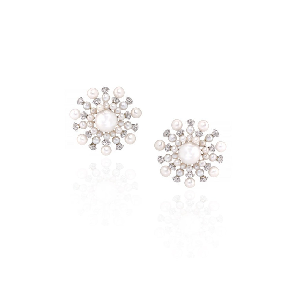 18K White Gold Pearl Floral Diamond Earrings