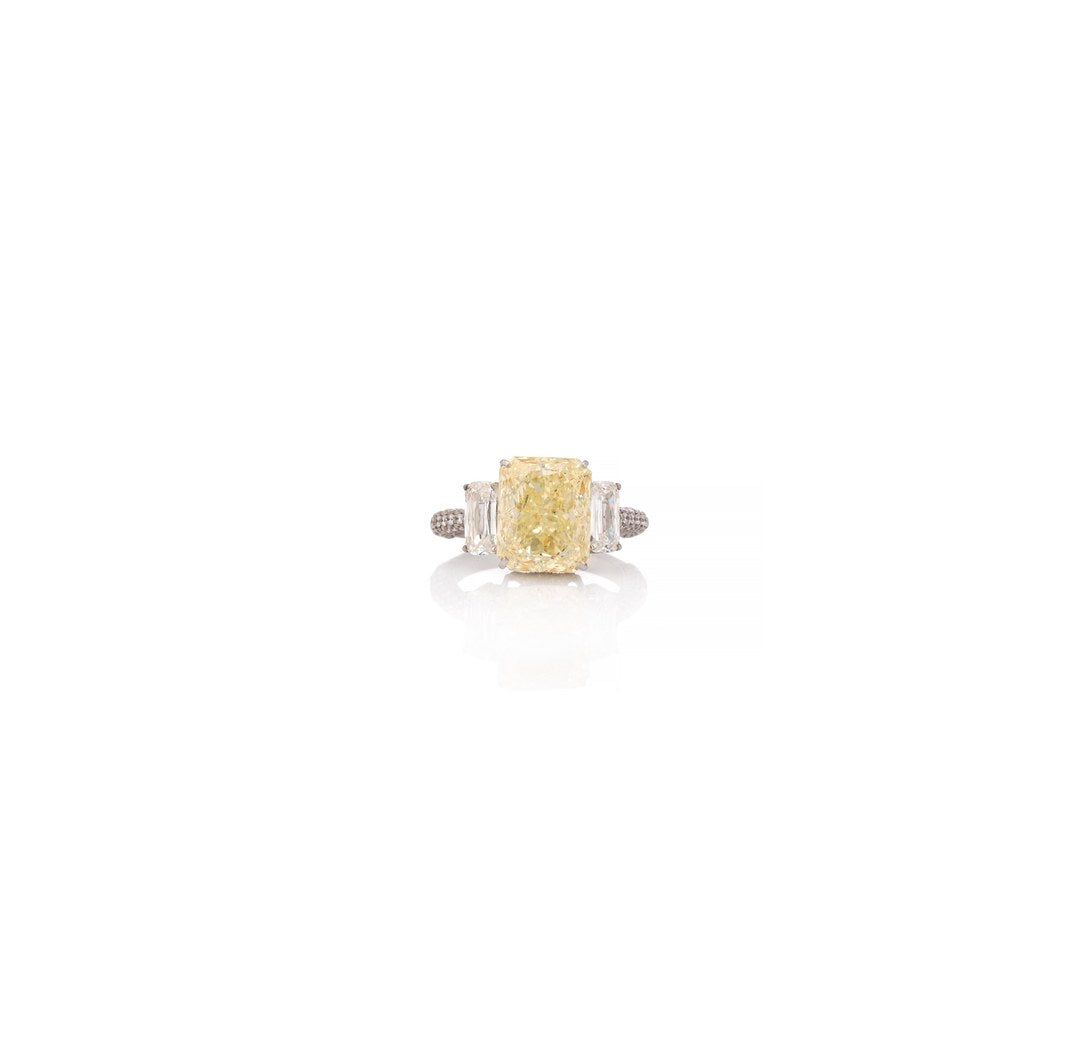 18K White Gold Fancy Yellow Diamond Ring