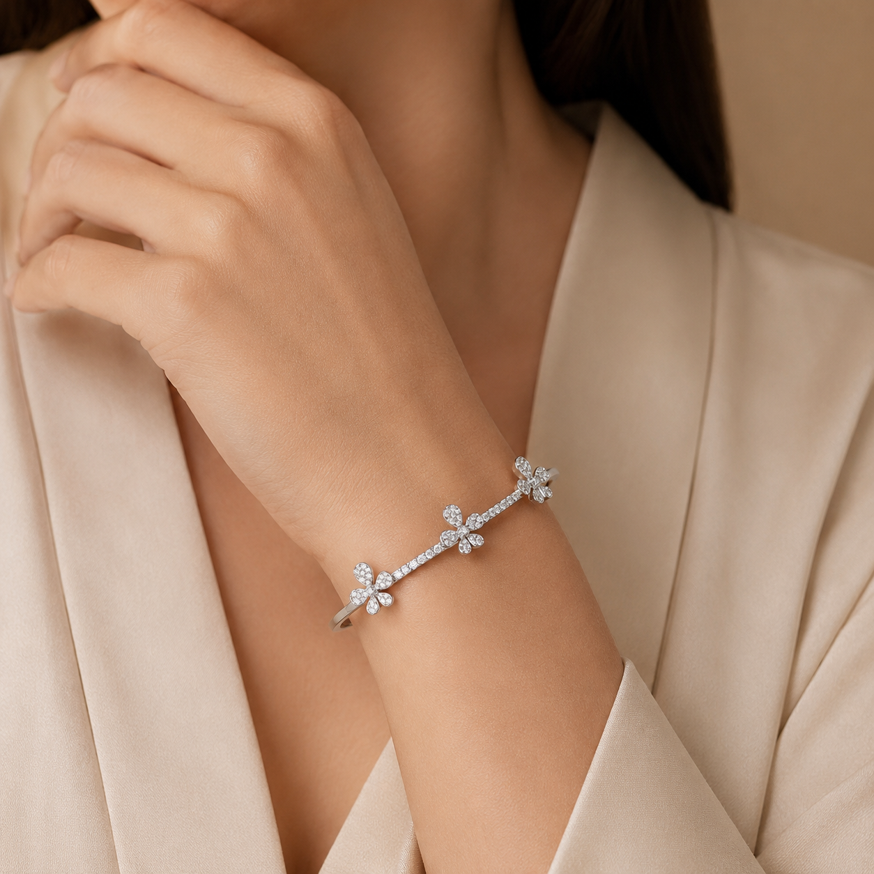 Jasmine Diamond Bracelet in 18K White Gold