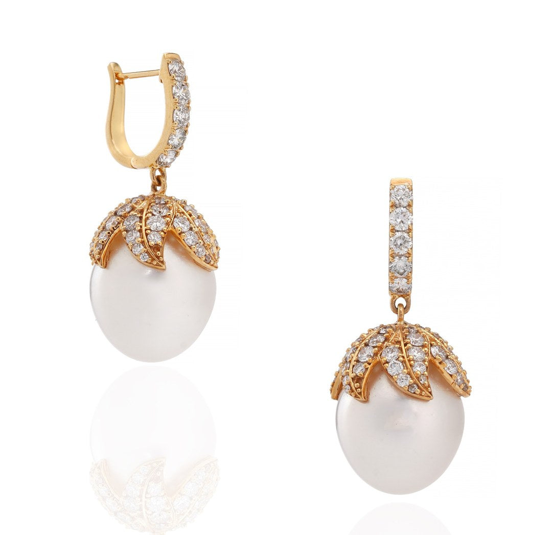 18K Yellow Gold South Sea Pearl Diamond Earrings