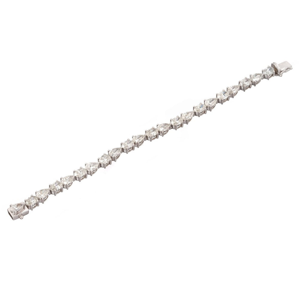 18K White Gold Diamond Line Bracelet