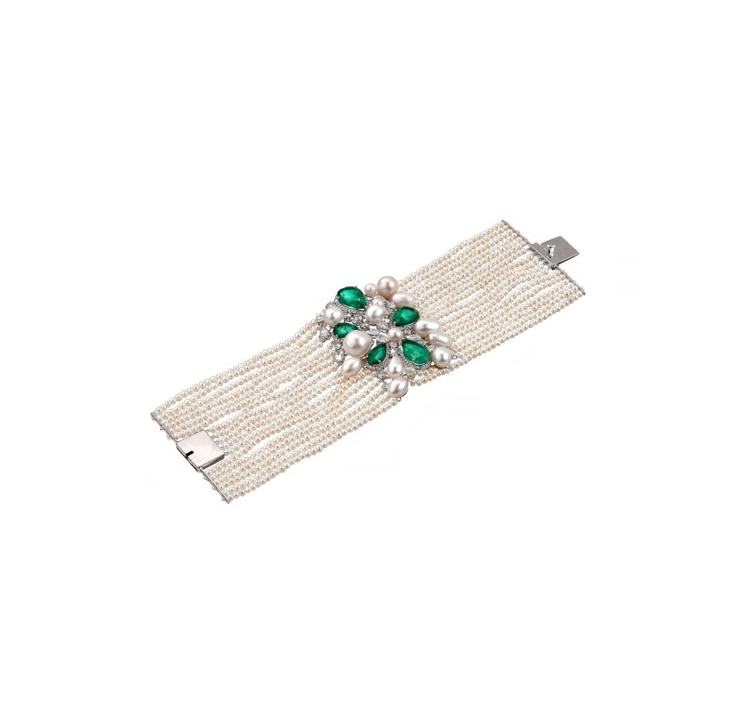18K White Gold Emerald Floral Diamond Bracelet