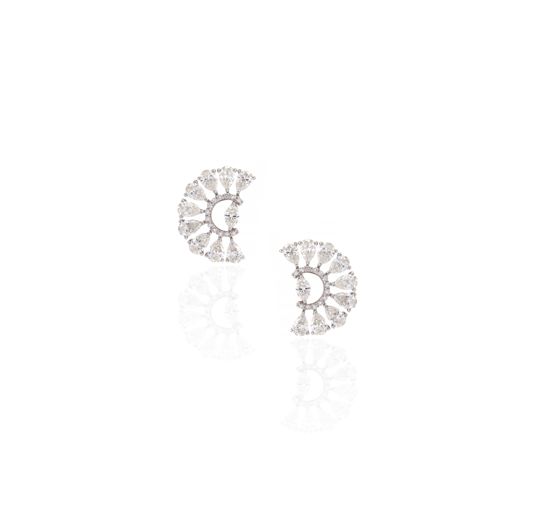 18K White Gold Diamond Floral Earrings