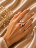 Fleur Étoile Diamond Ring