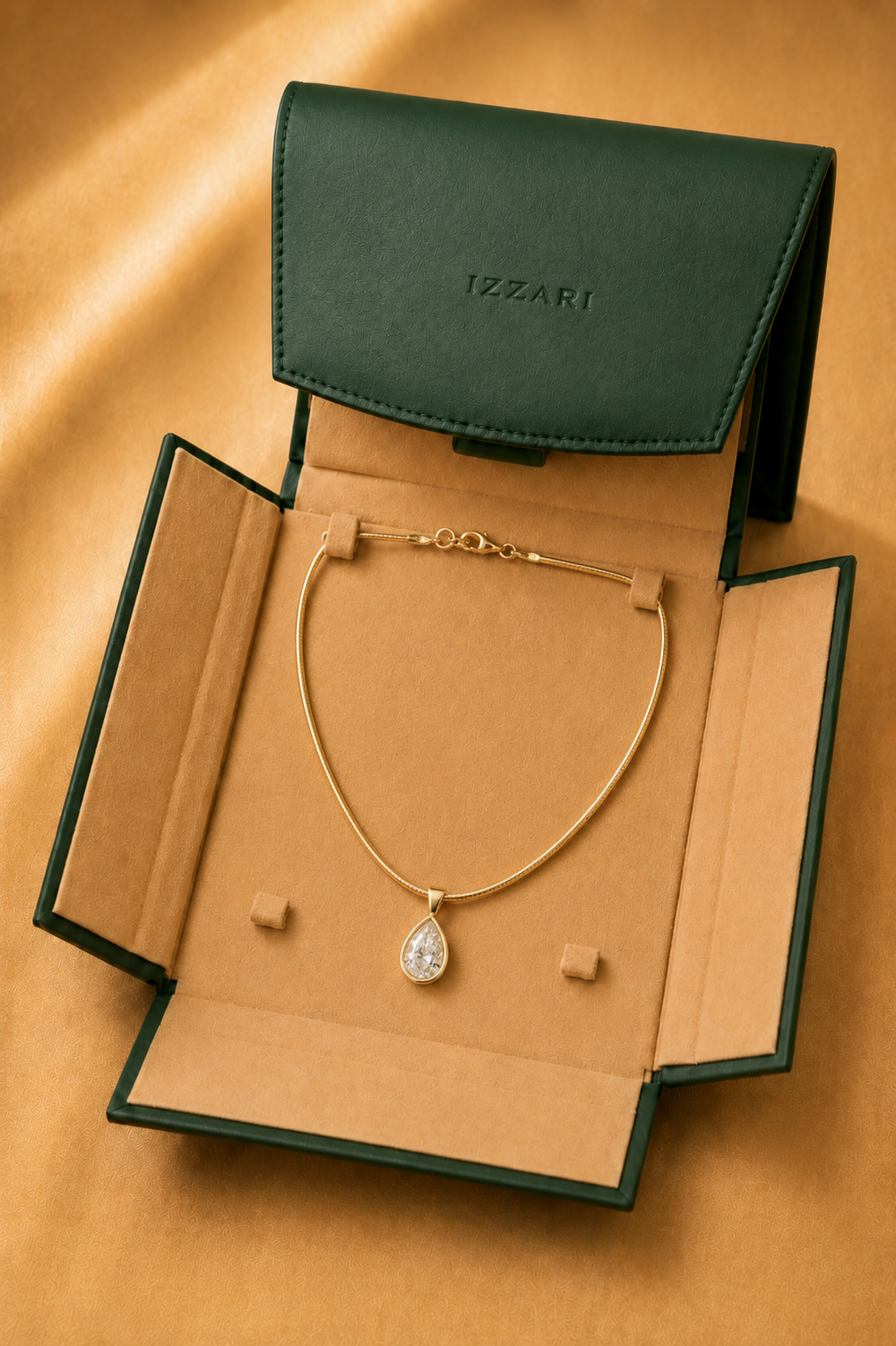 Solitaire Diamond Pendant Necklace in 18K Gold