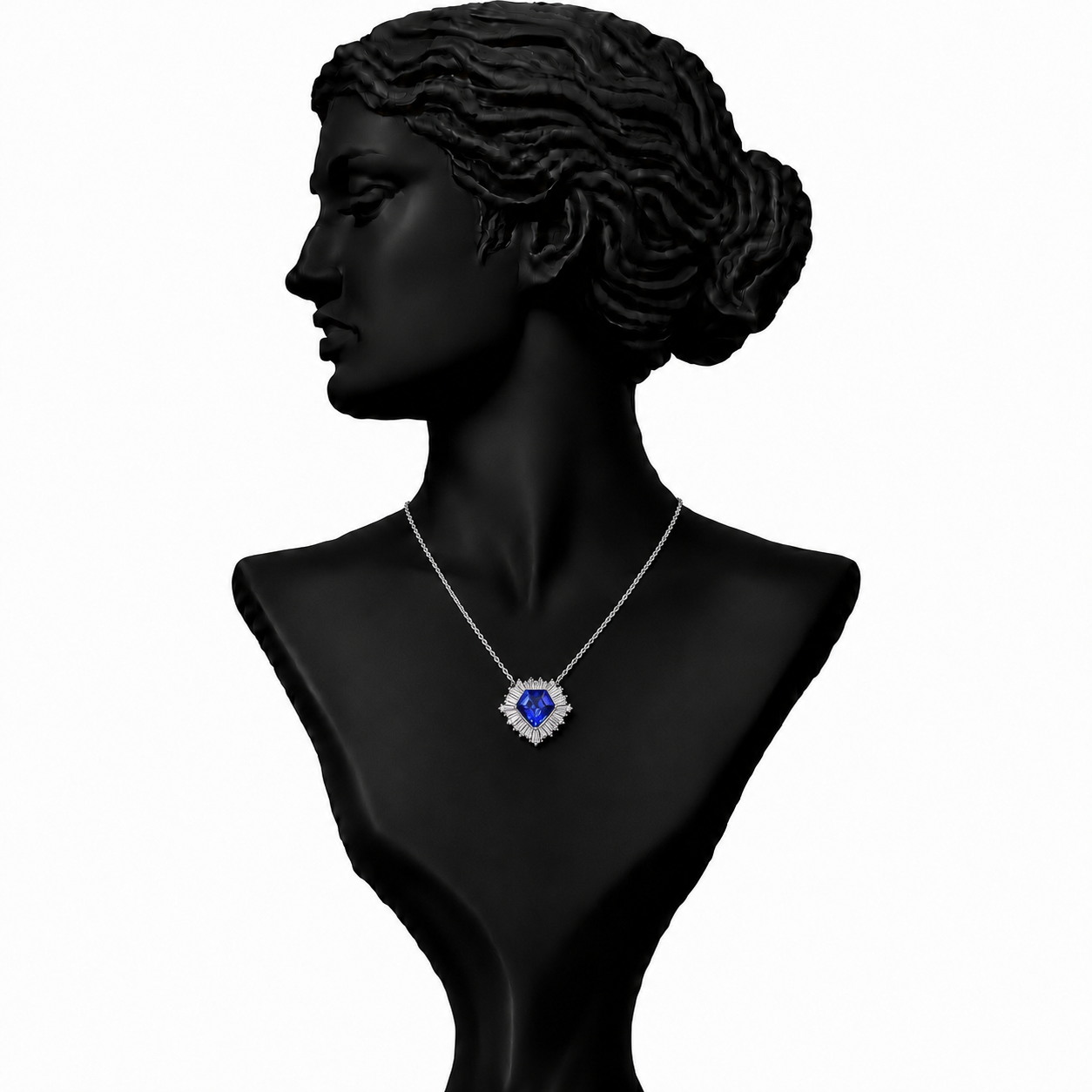 Tanzanite Eye Diamond Pendant Necklace in 18K Gold | Luxury Fine Jewellery