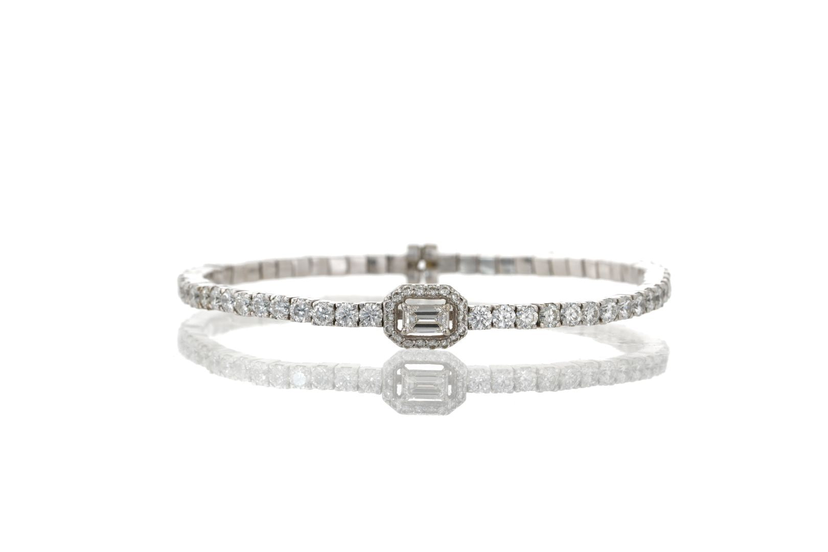 Asterica Emerald Bracelet