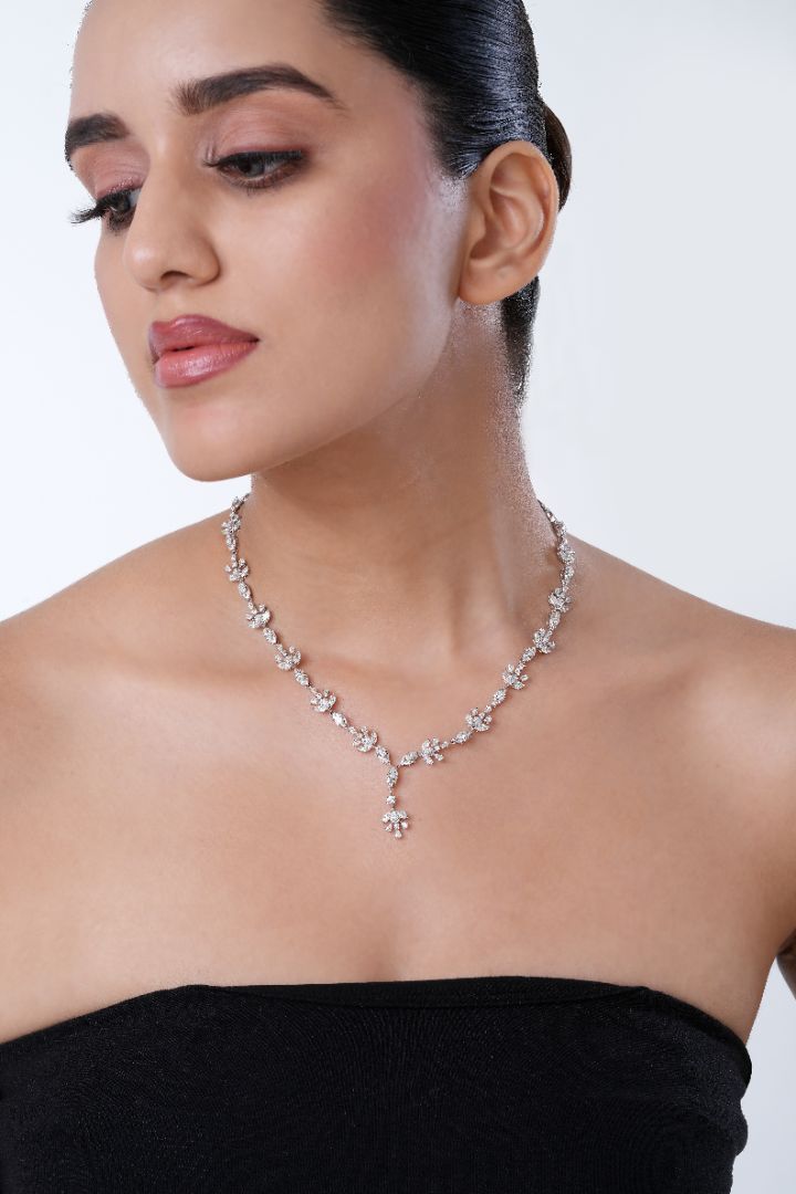Asterica Necklace