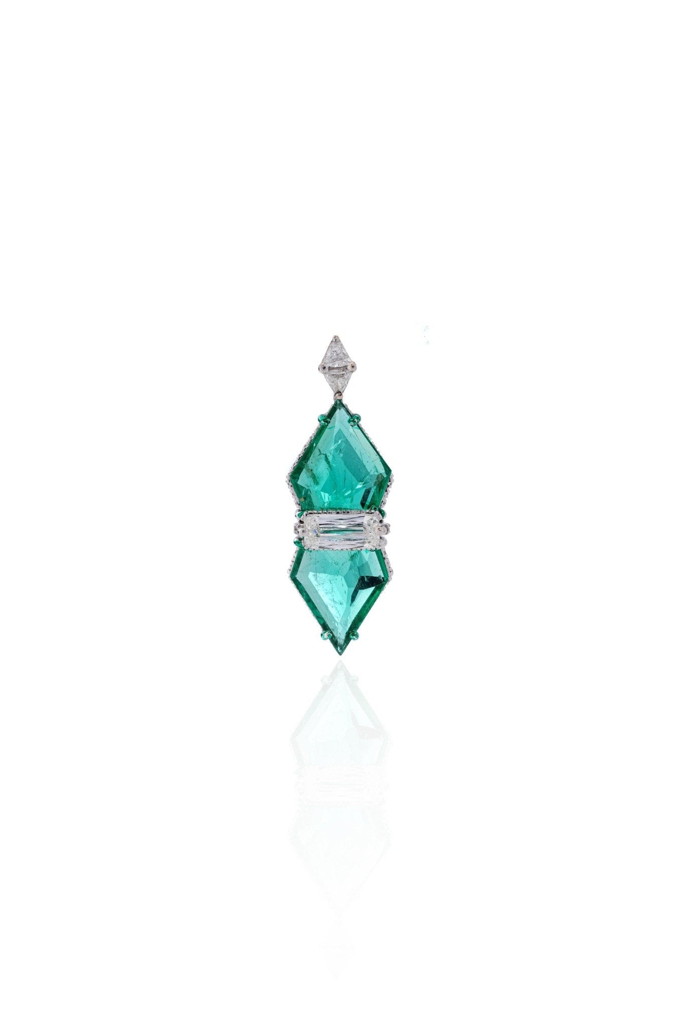 Emerald Mirage Diamond Pendant Necklace in 18K Gold | Luxury Fine Jewellery
