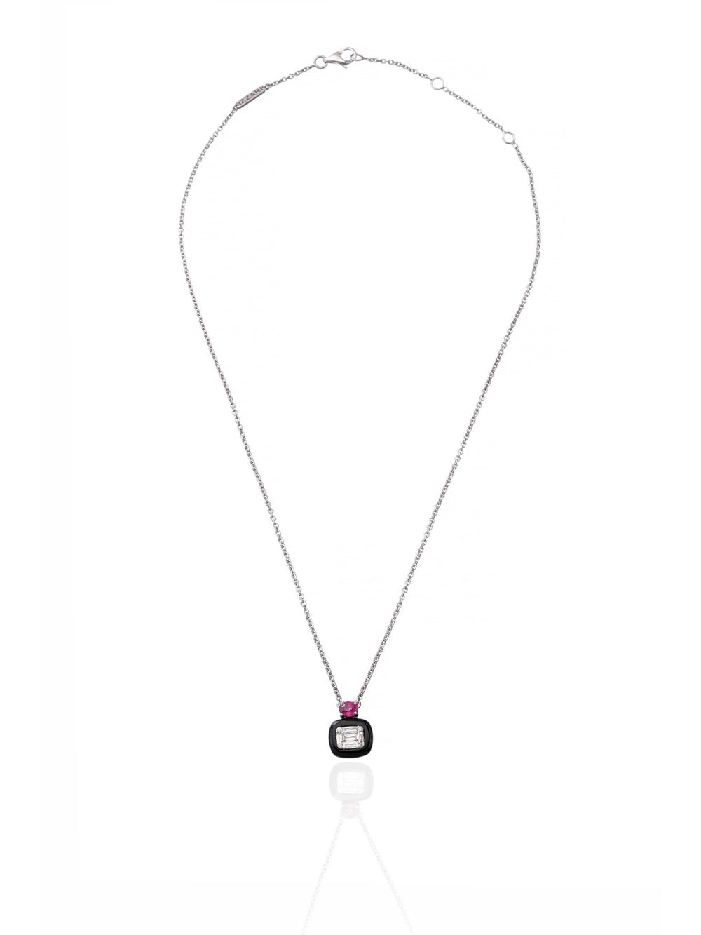 Minimal Diamond Circle Pendant Necklace in 18K Gold