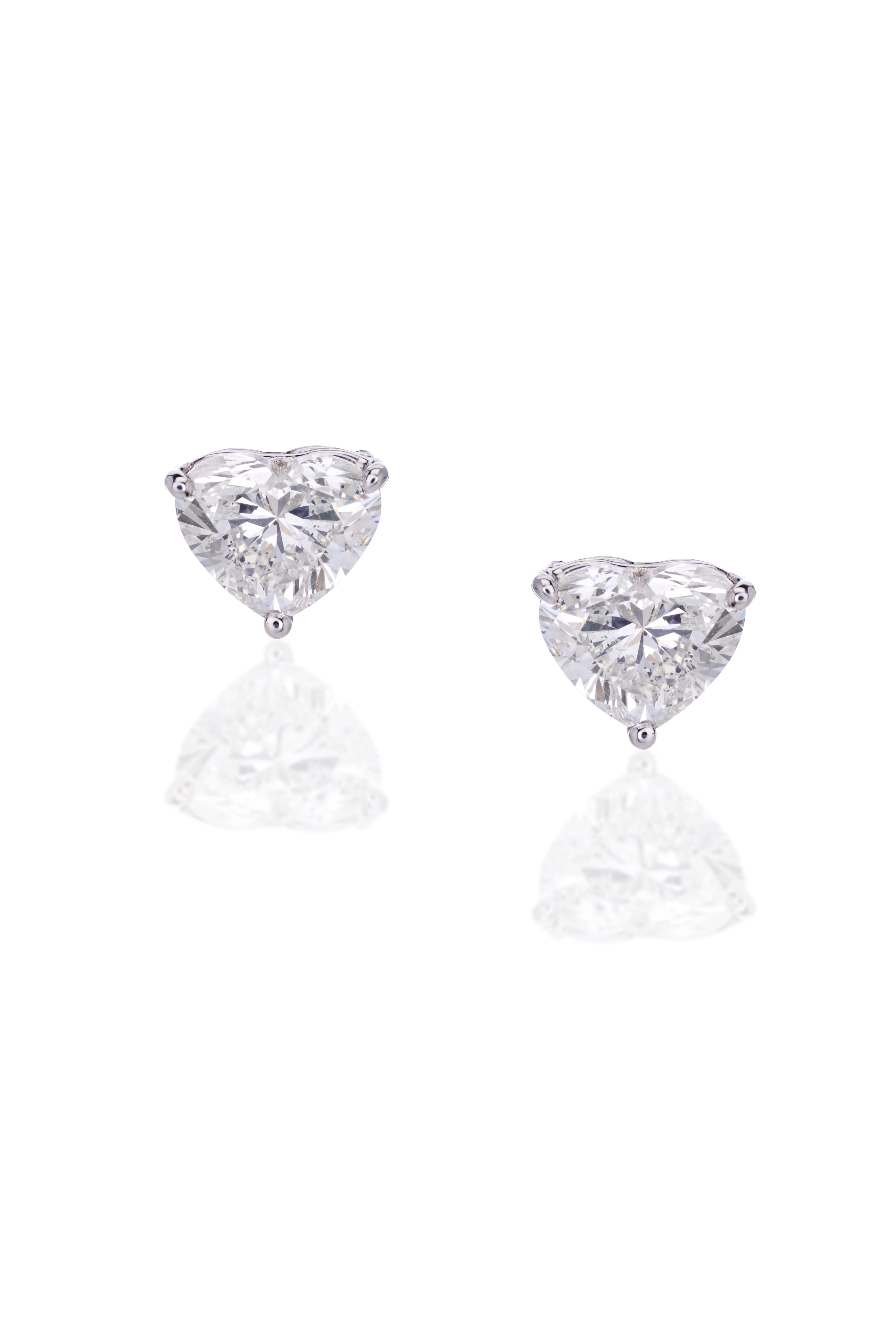 ASTERICA HEART SOLITAIRE EARRING