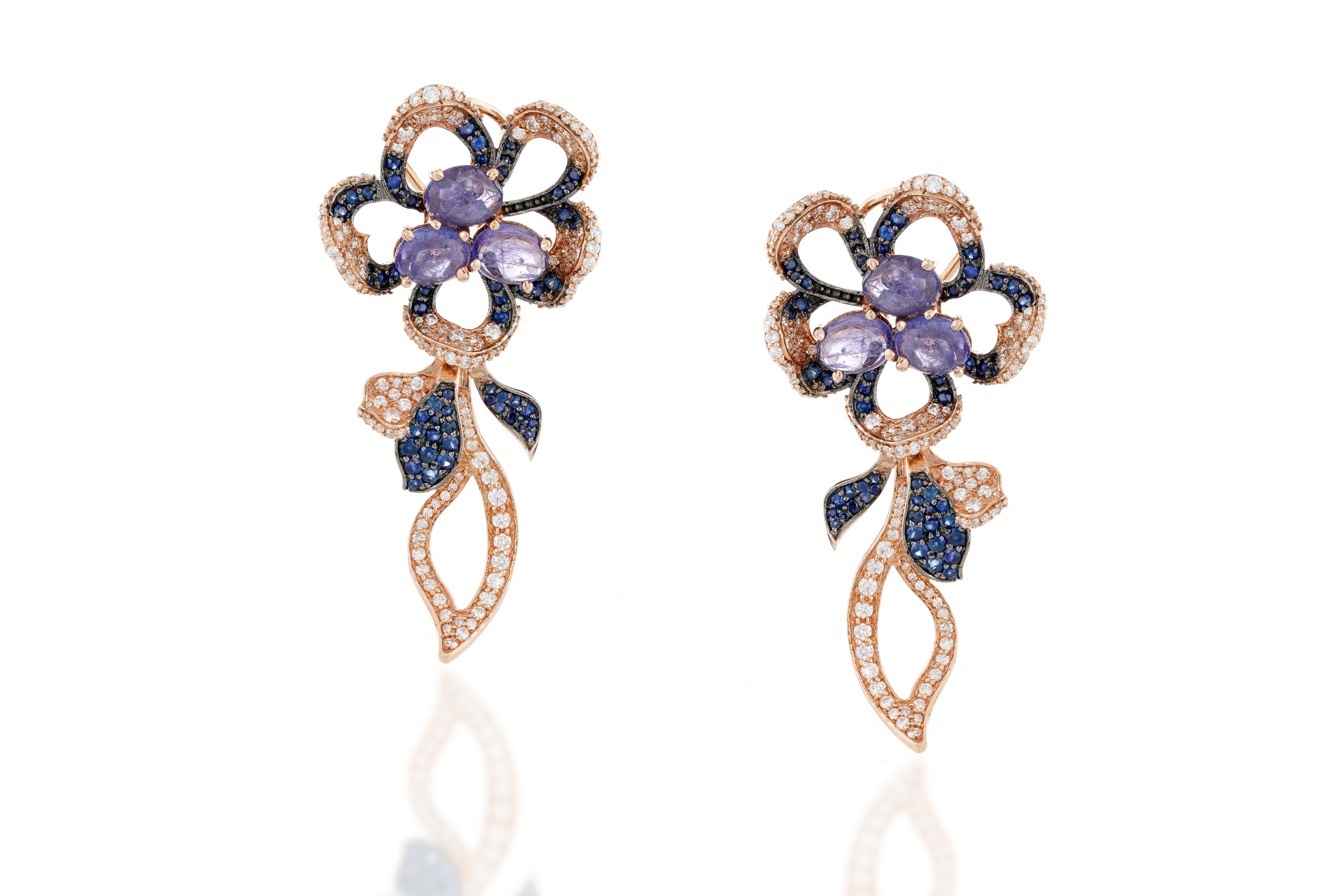 FERAL TANZANITE FLOWER EARRING