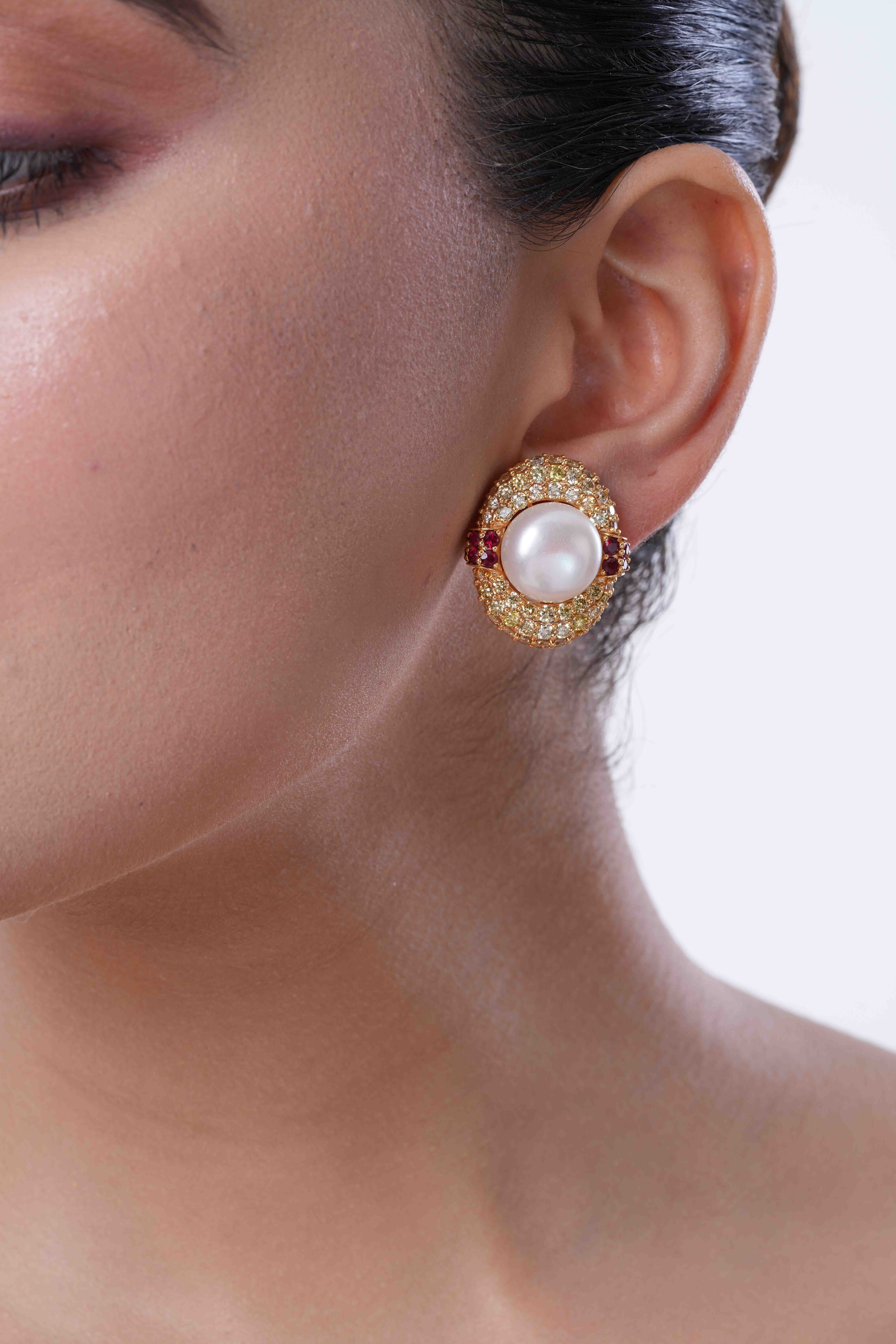 LA JOYA OVAL EARRING