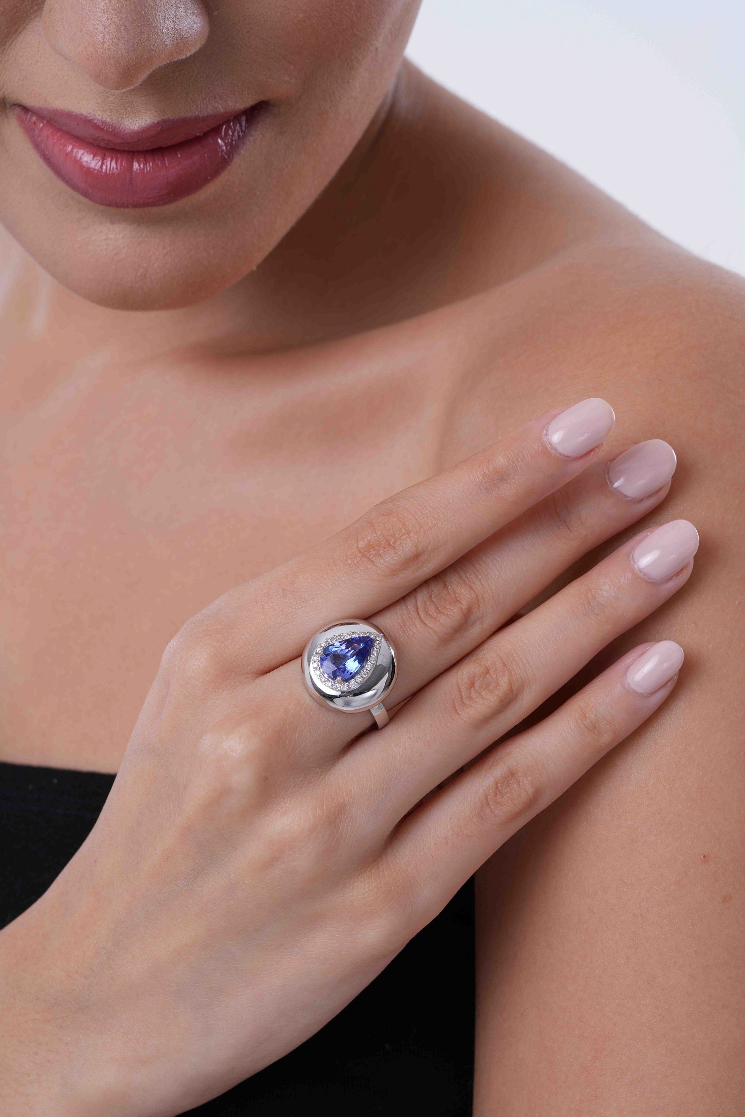 BUBBLE TANZANITE RING