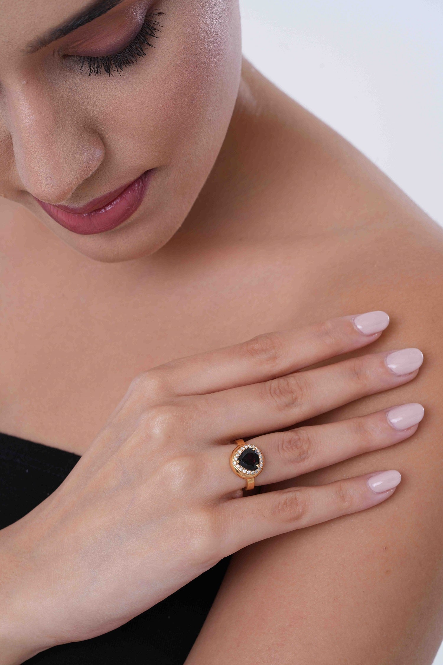 Bubble Garnett Ring