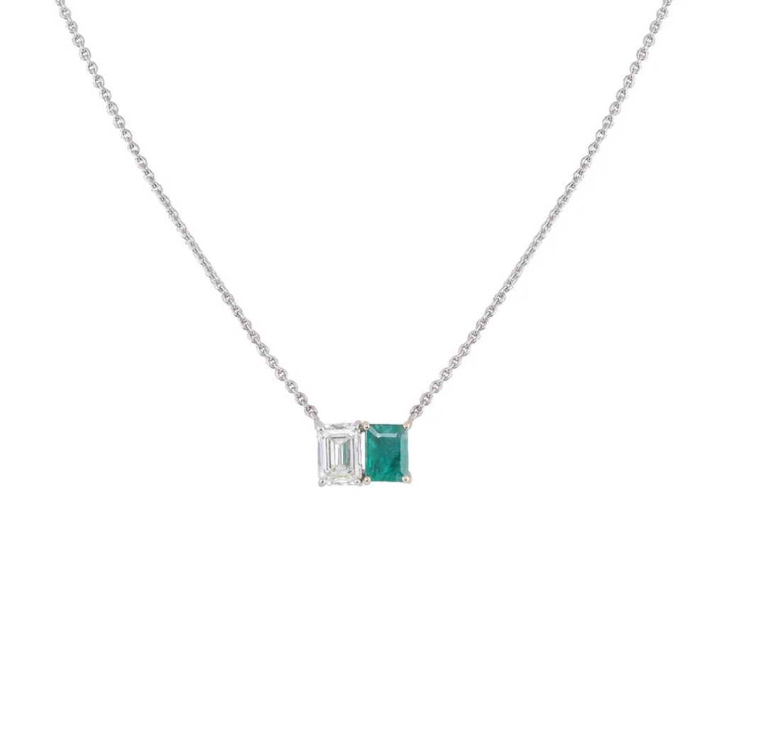 Emerald Accent Diamond Pendant Necklace in 18K Gold