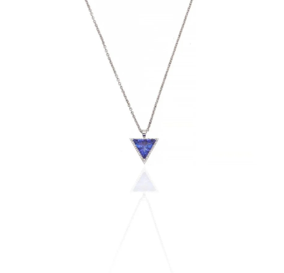 Sapphire Solitaire Diamond Pendant Necklace in 18K Gold | Luxury Fine Jewellery