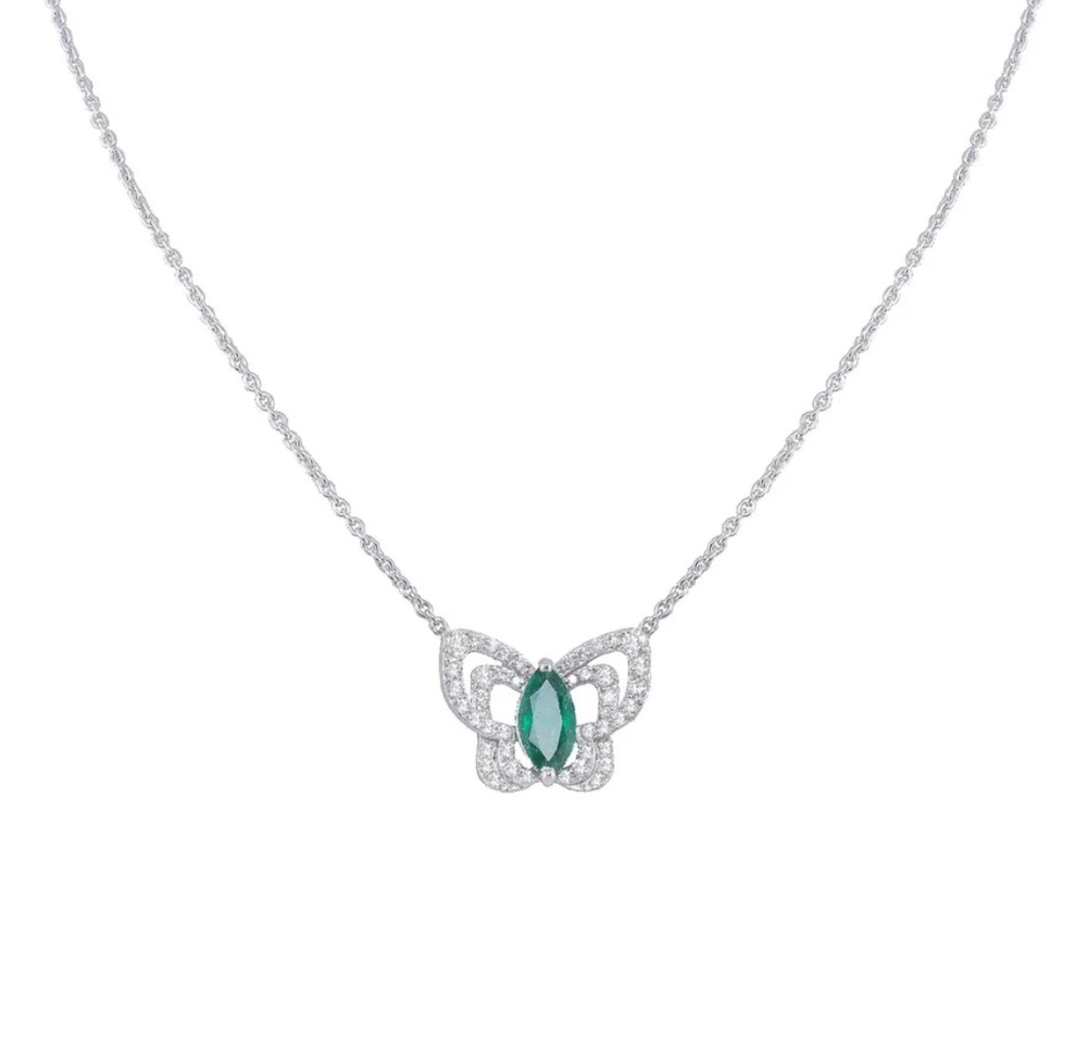 Emerald Diamond Pendant Necklace in 18K Gold