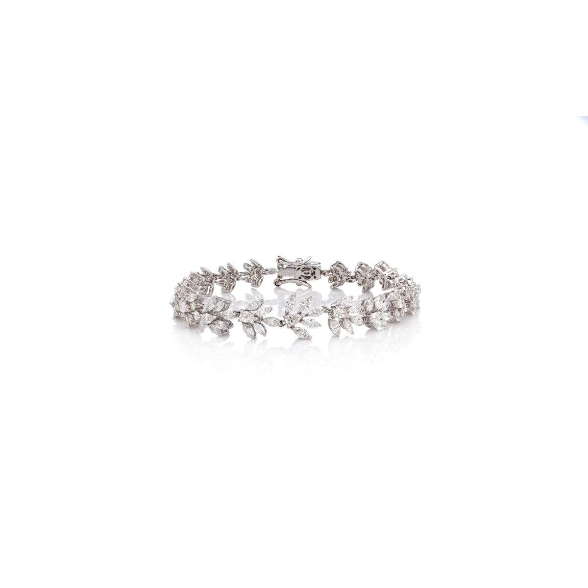 Asterica Marquise Diamond Bracelet in 18K Gold