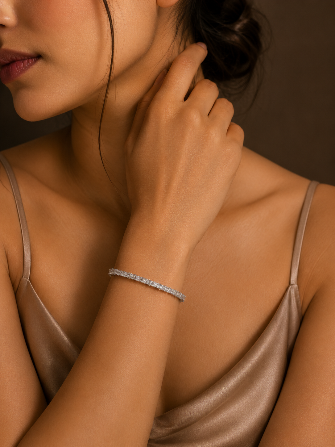 Lunaria Diamond Crescent Bracelet in 18K Gold