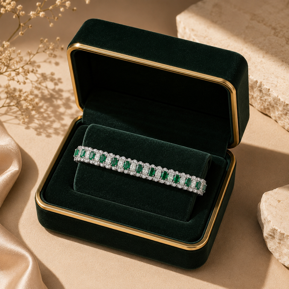 Verde Oval Diamond Emerald Bracelet in 18K Gold