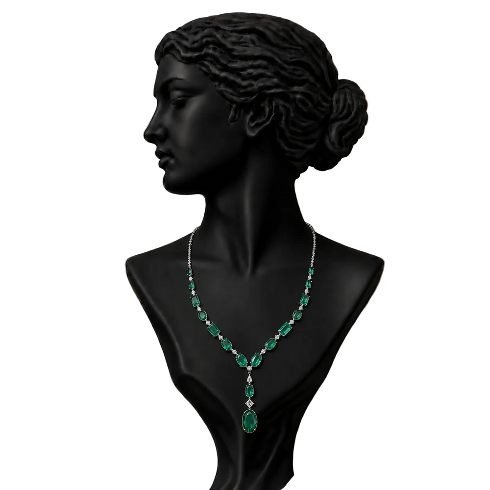 Rose Cut Emerald Statement Necklace in 18K Gold