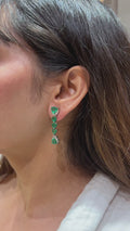 Dangling Emerald Earrings in 18Kt White gold