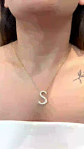 Auric Curve Diamond Bar Necklace in 18K Gold | Luxury Fine Jewellery