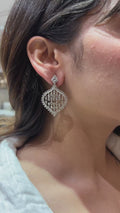 18K White Gold Diamond Lattice Drop Earrings